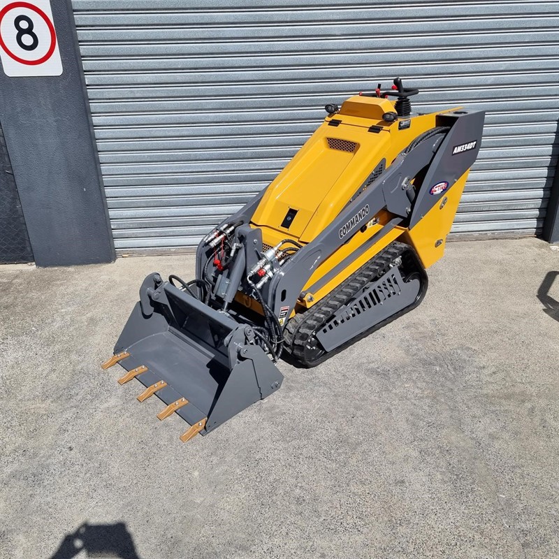 AM334DT Commando Mini Skidsteers image 38