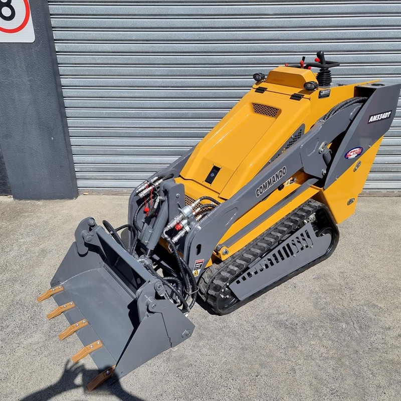 AM334DT Commando Mini Skidsteers image 43