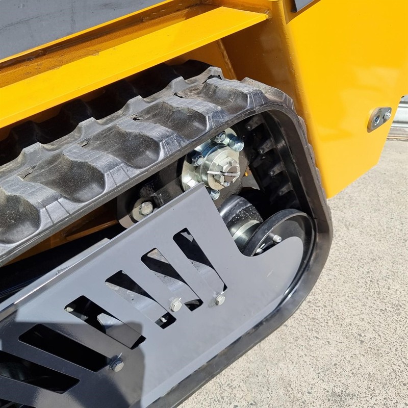 AM334DT Commando Mini Skidsteers image 44