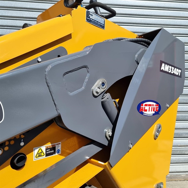 AM334DT Commando Mini Skidsteers image 45