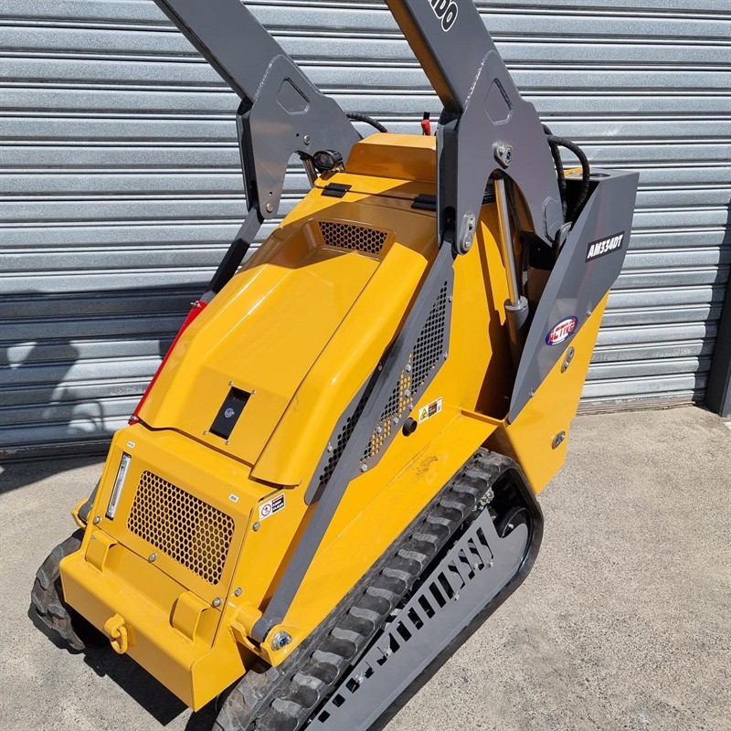 AM334DT Commando Mini Skidsteers image 51