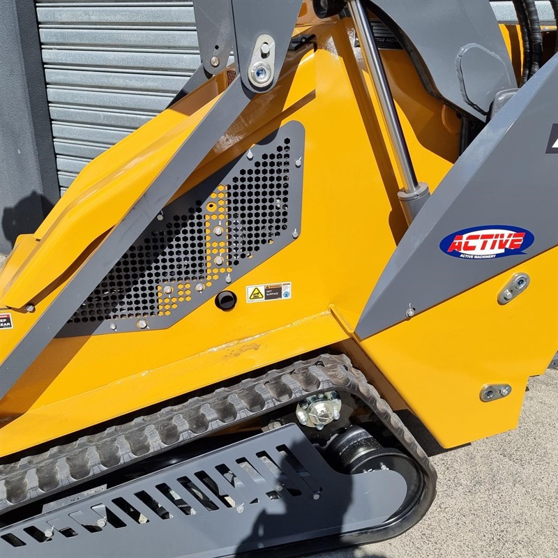 AM334DT Commando Mini Skidsteers image 53