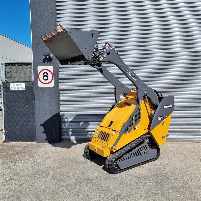 AM334DT Commando Mini Skidsteers image 54