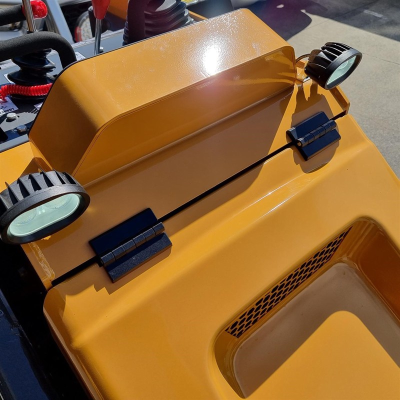 AM334DT Commando Mini Skidsteers image 71