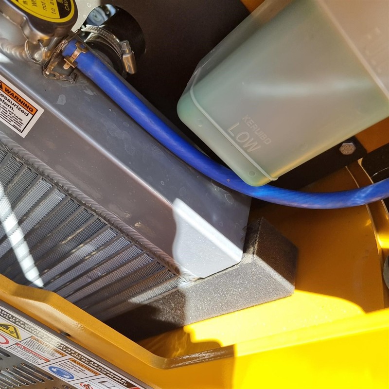 AM334DT Commando Mini Skidsteers image 92