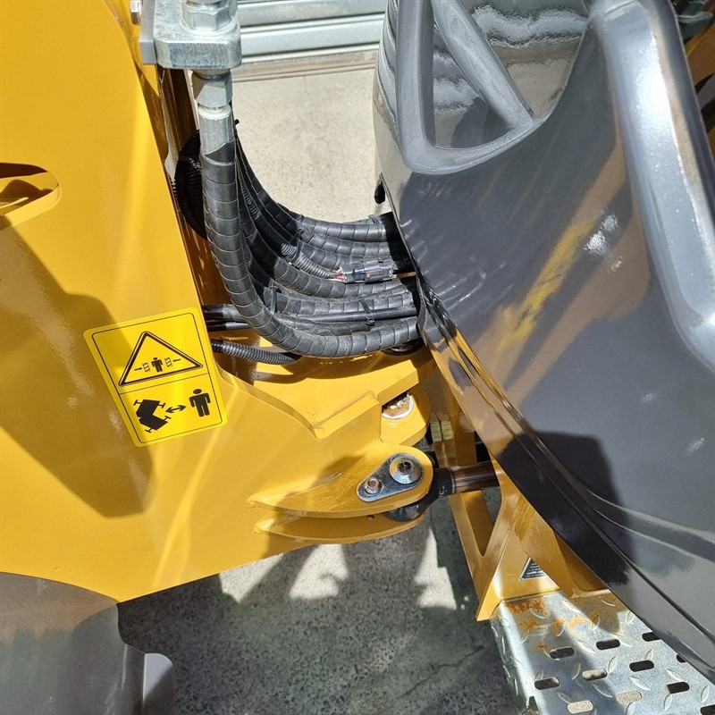 AL904KE 2.5 Tonne Wheel Loaders image 47