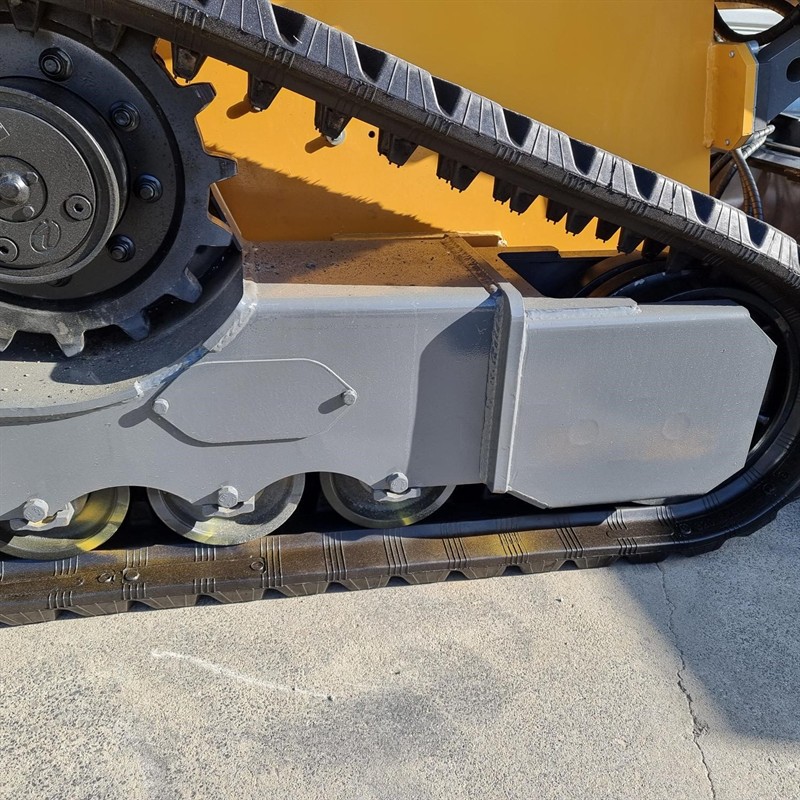 AS55GT Skid Steer image 9