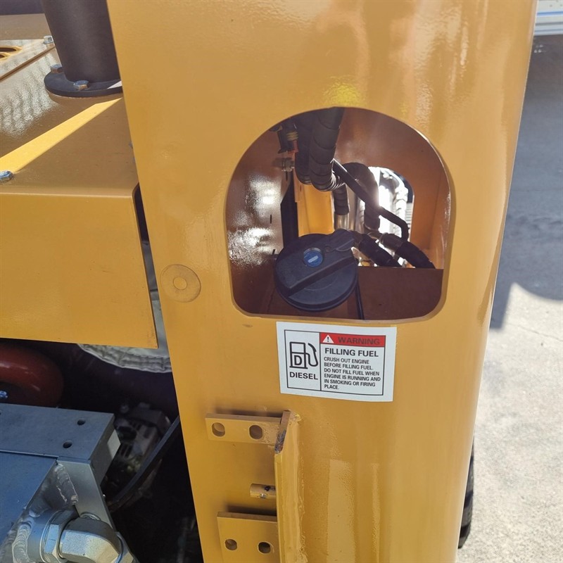 AS55GT Skid Steer image 28