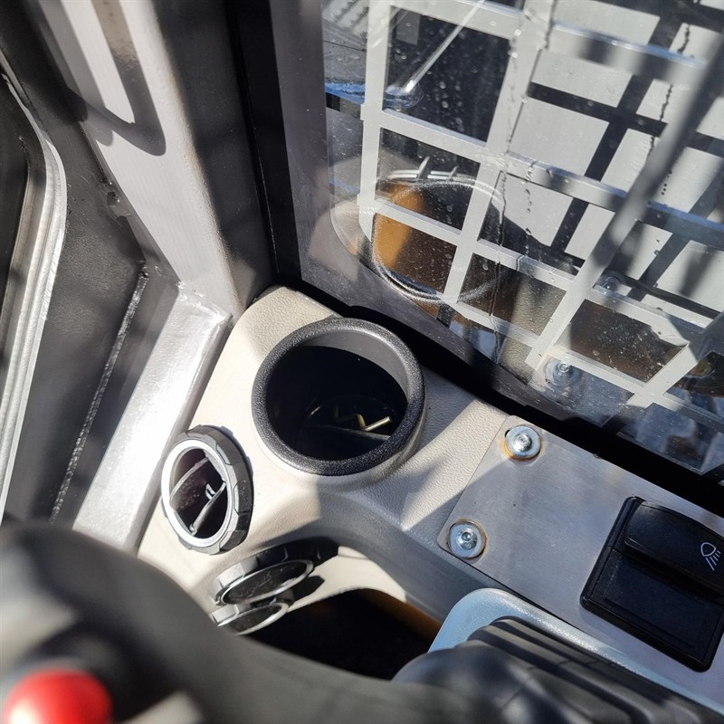 AS55GT Skid Steer image 40
