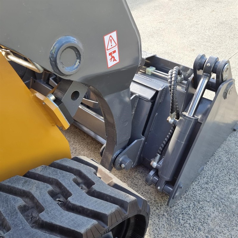 AS55GT Skid Steer image 65